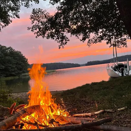 Nad Jeziorem Ukiel Apartamento Olsztyn (Warmian-Masurian)