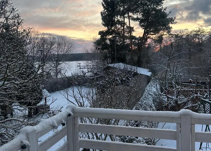 Nad Jeziorem Ukiel *